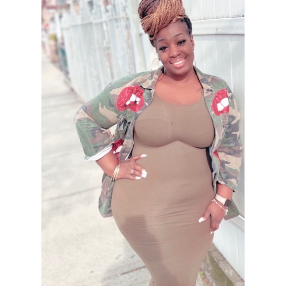 Meet your Posher, Chrissy - Picture 7 of 10